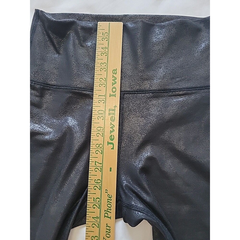 Offline by Aerie The Hugger Hi-Rise Black Crackle Faux Leather Leggings | Size M - Picture 7 of 9